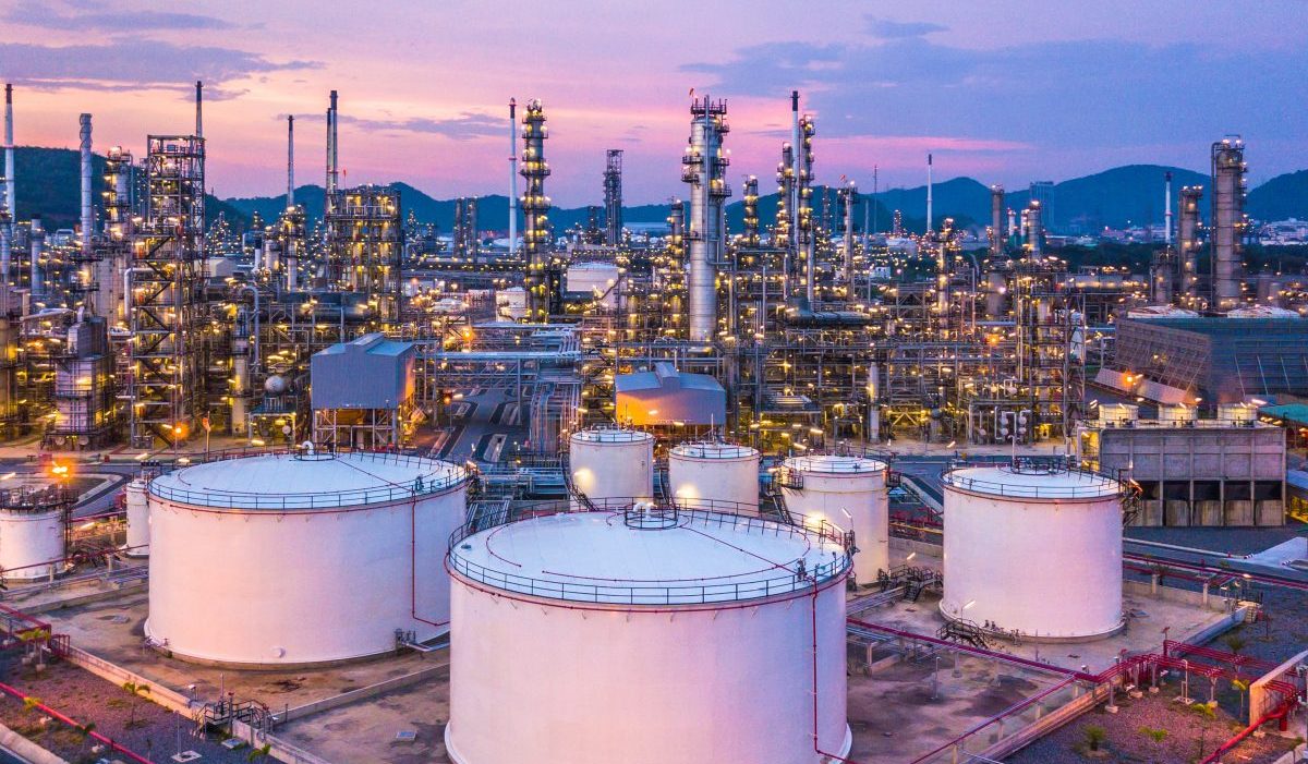 7C7excVa-refinery-1200x900